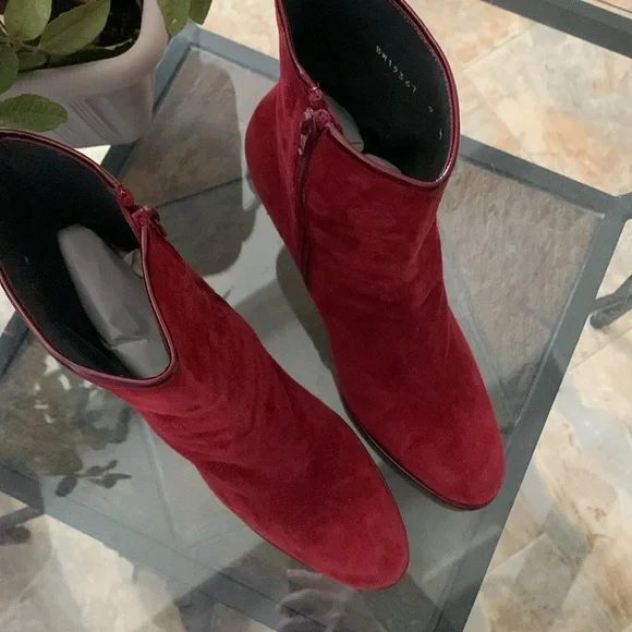 STUART WEITZMAN Mikki Hair Calf Bootie - Picture 5 of 12